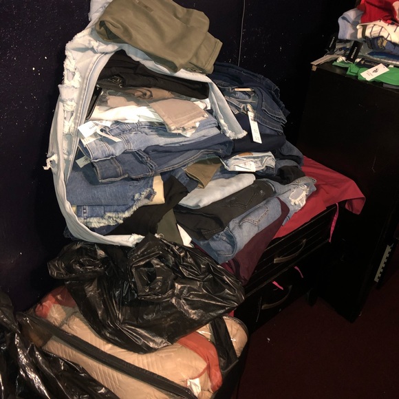 Everything - Picture 4 of 8